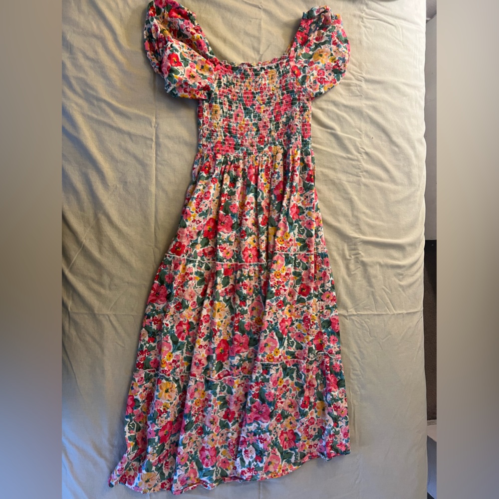 Flowery pink dress